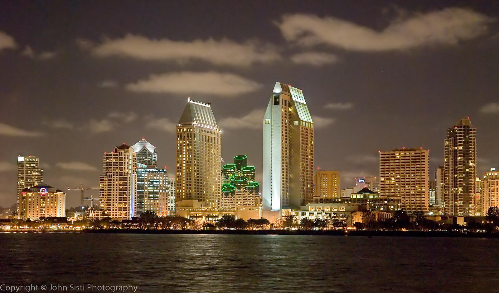 San Diego skyline at night (Flickr: John Sisti Photograpy